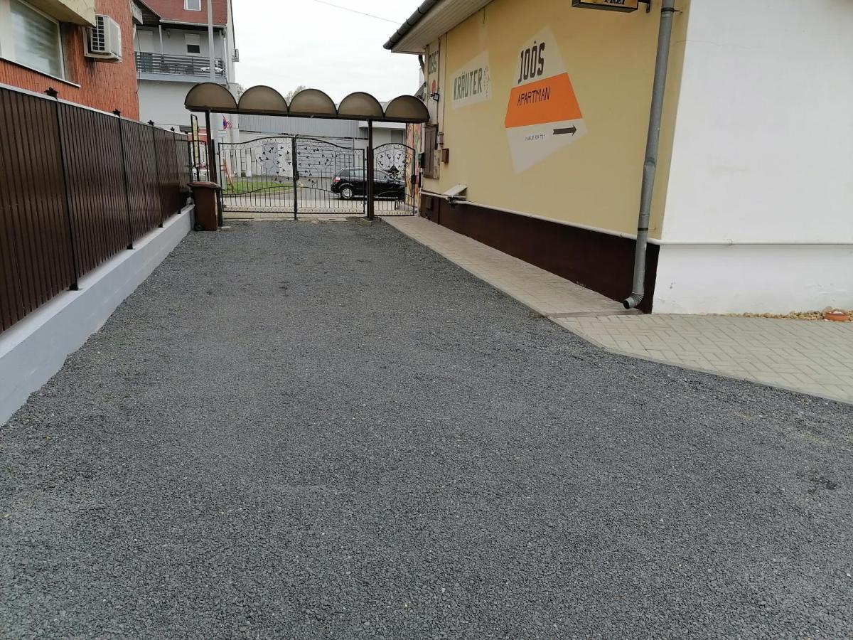 Joos Apartman Sárvár Εξωτερικό φωτογραφία