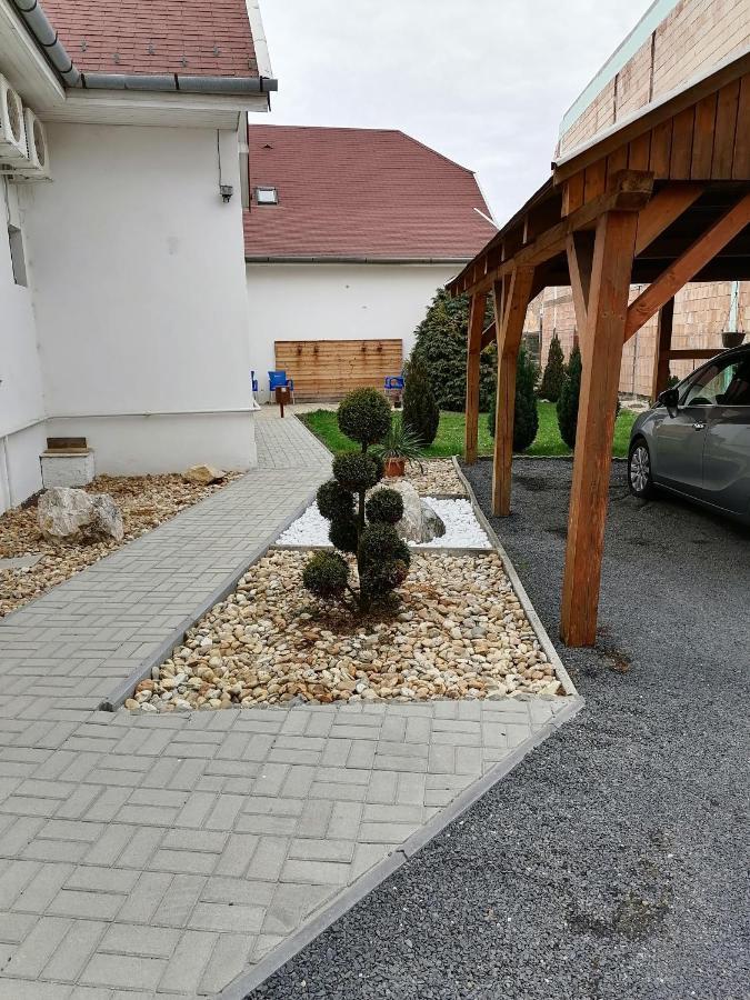 Joos Apartman Sárvár Εξωτερικό φωτογραφία